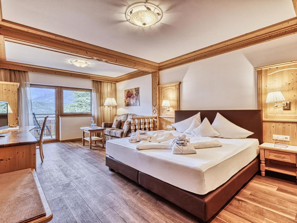 Hotel Traubenheim Тироло Экстерьер фото