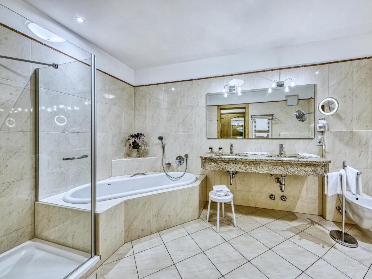 Hotel Traubenheim Тироло Экстерьер фото