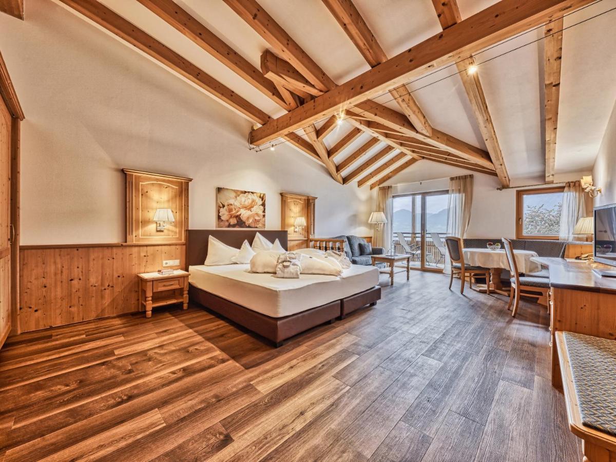 Hotel Traubenheim Тироло Экстерьер фото
